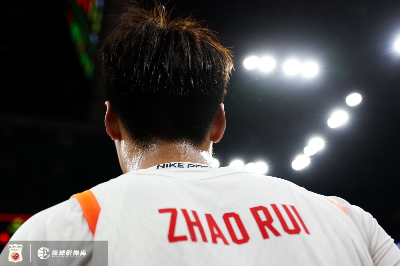 可圈可點！趙睿半場6中3&三分3中2 拿下8分2籃板4助攻