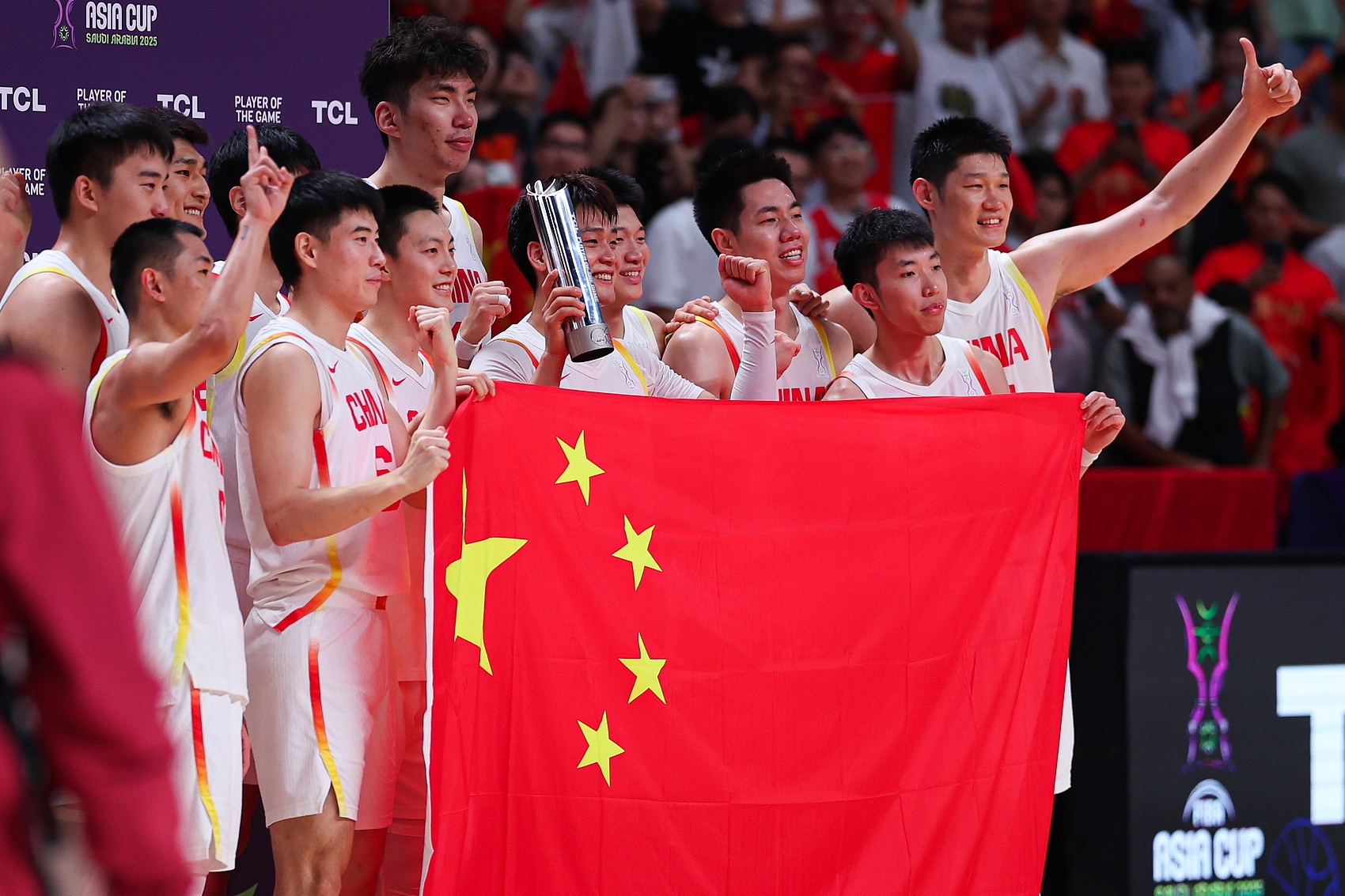 亞洲杯-趙睿24+6 胡明軒復(fù)蘇拿13分 中國男籃淘汰新西蘭挺進決賽